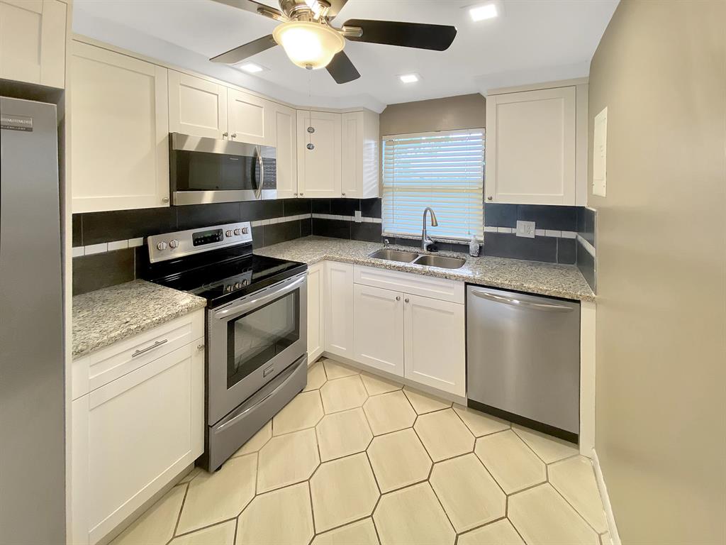 Venetian Terrace - Residential