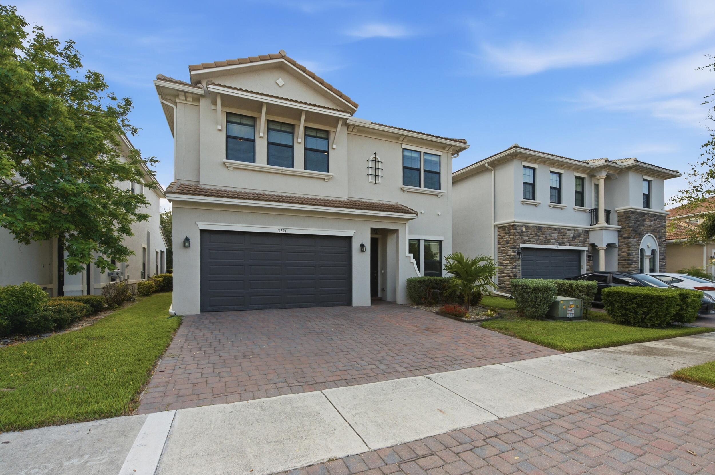 3791 NW 87TH Way, Coral Springs FL 33065