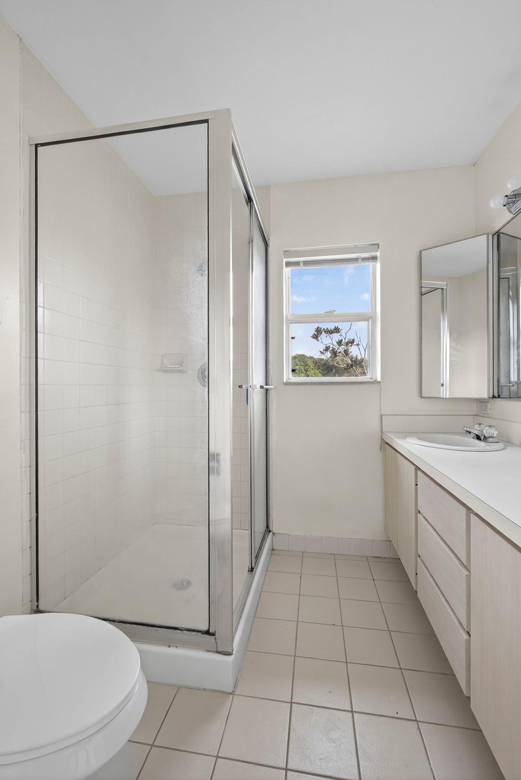 STAMFORD AT THE VILLAGES - Residential Lease