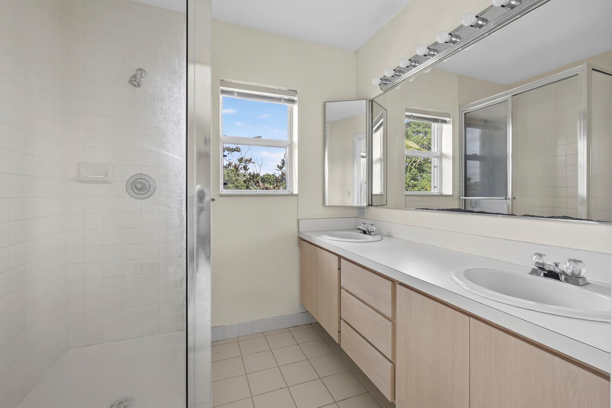 STAMFORD AT THE VILLAGES - Residential Lease