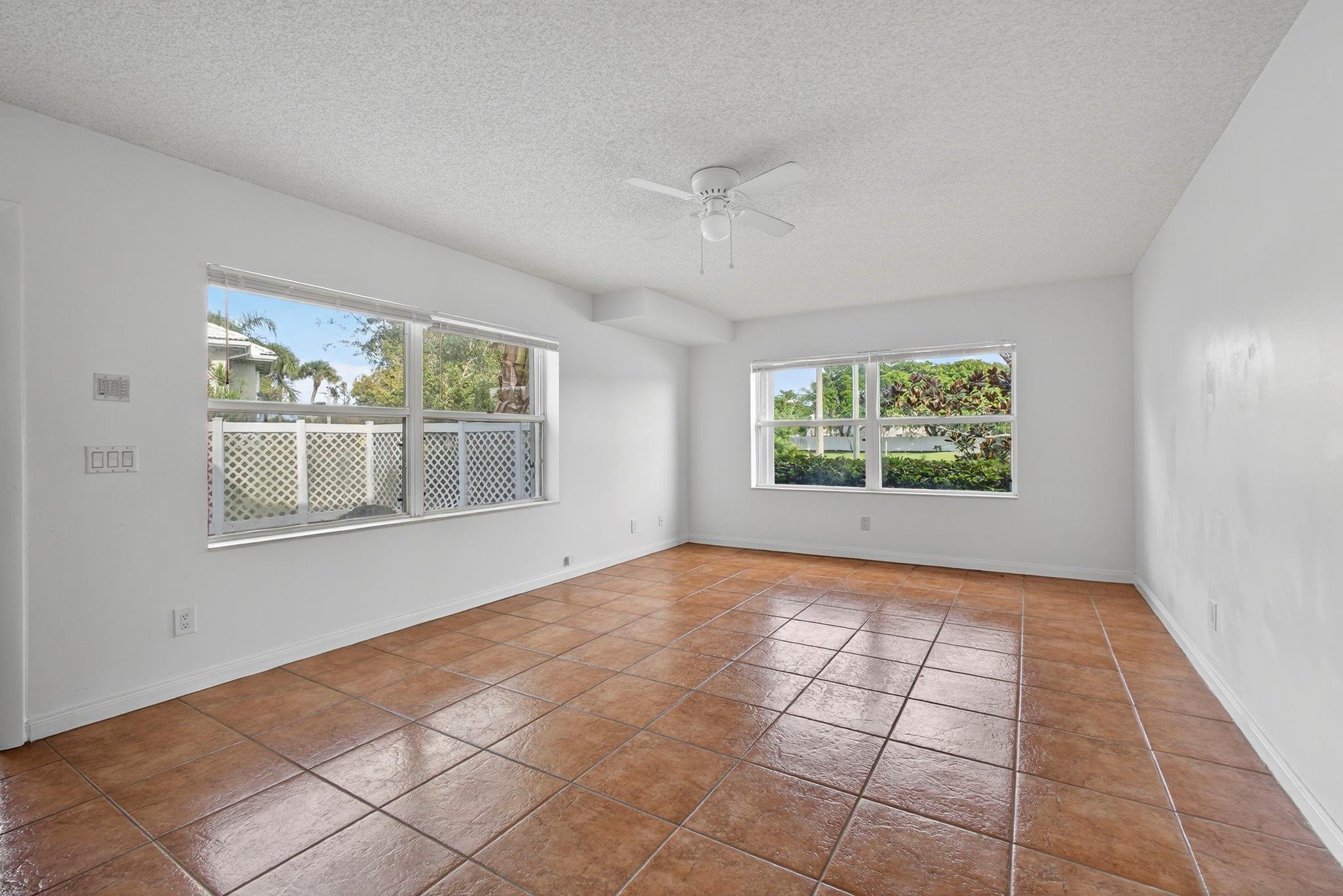 STAMFORD AT THE VILLAGES - Residential Lease