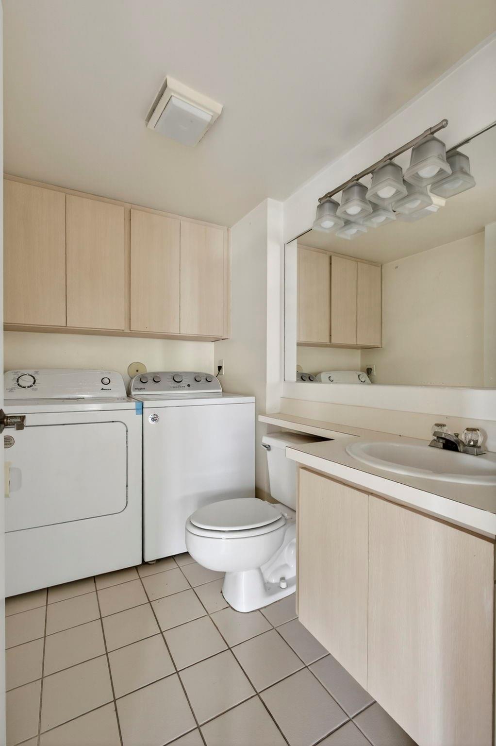 STAMFORD AT THE VILLAGES - Residential Lease