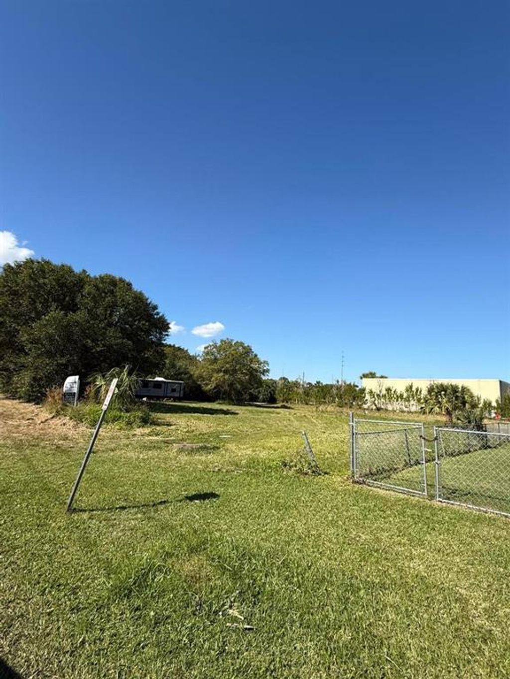 Photo of 3704 Arnold Road, Fort Pierce, FL 34981 (MLS # B26018817)