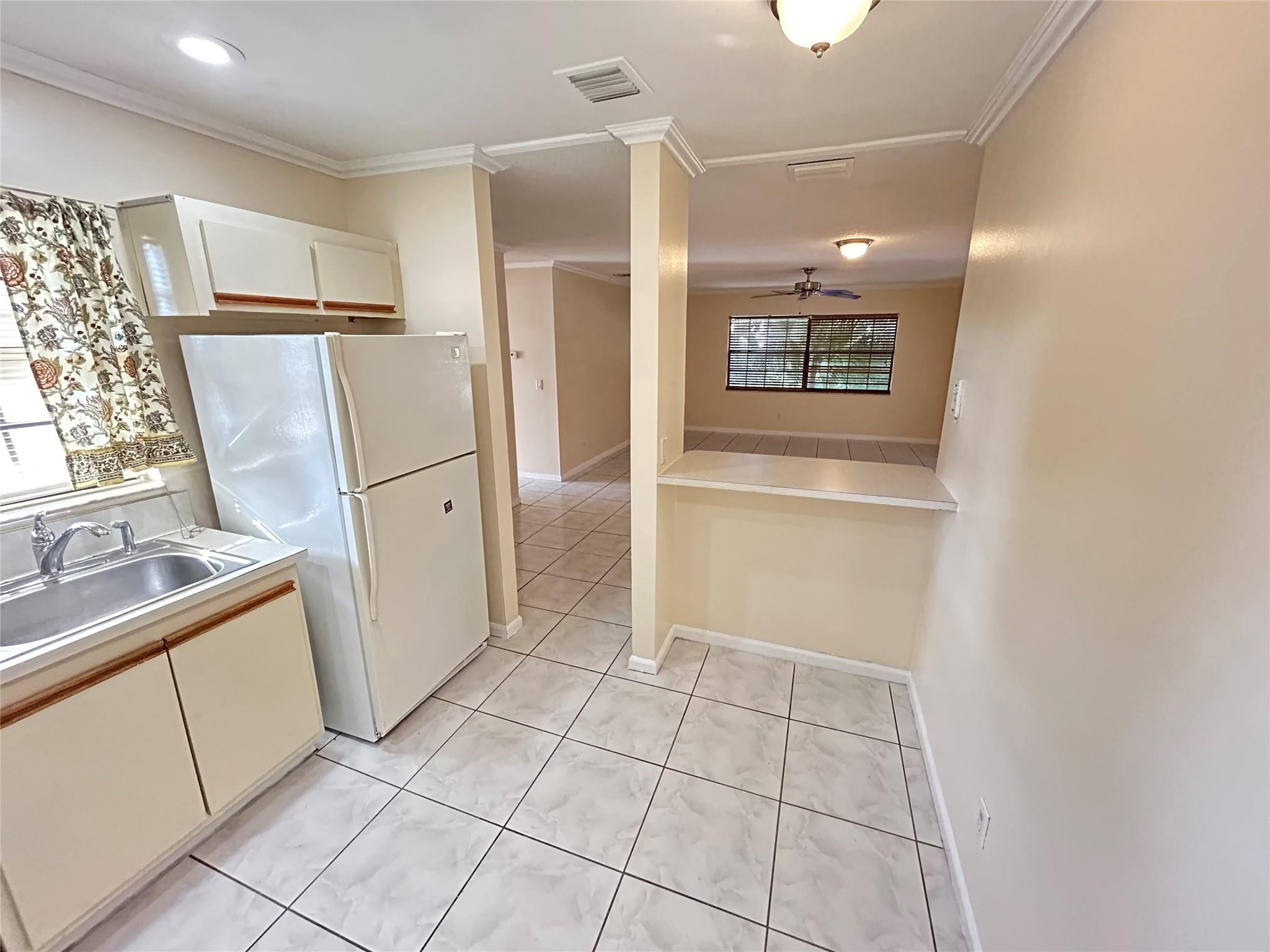 GRENADIER LAKES - Residential