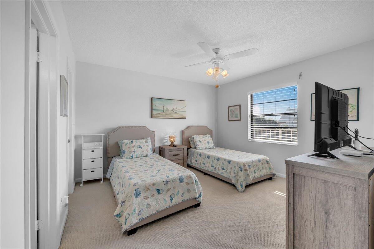 OCEAN PARKS CONDO - Residential Lease