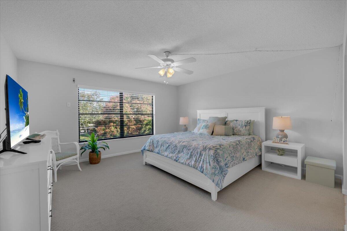 OCEAN PARKS CONDO - Residential Lease