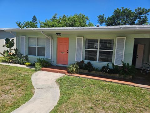 Photo of 1621 Seaway Drive, Fort Pierce, FL 34949 (MLS # B26010493)