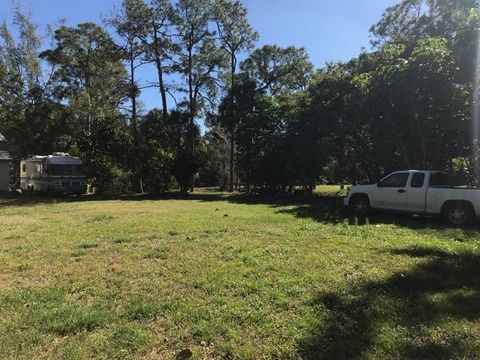 A home in Loxahatchee