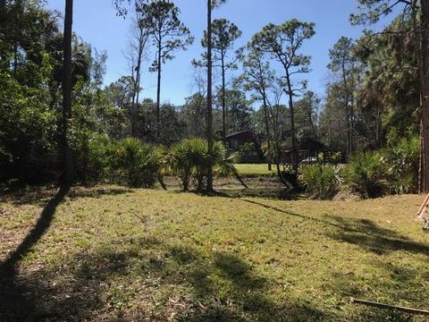 A home in Loxahatchee