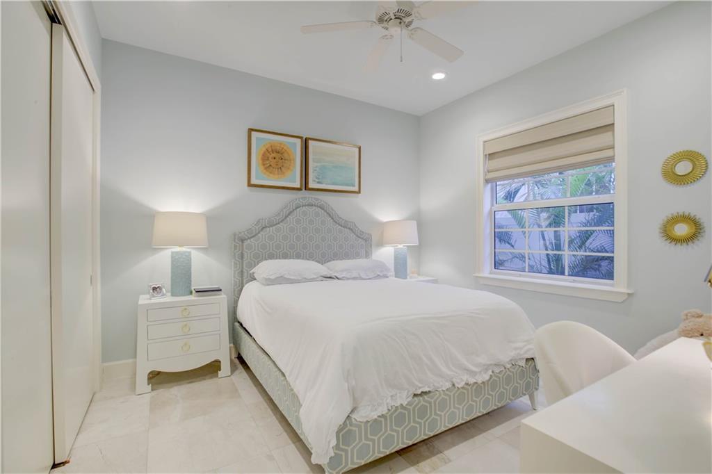 Rio Vista C J Hectors Res - Residential