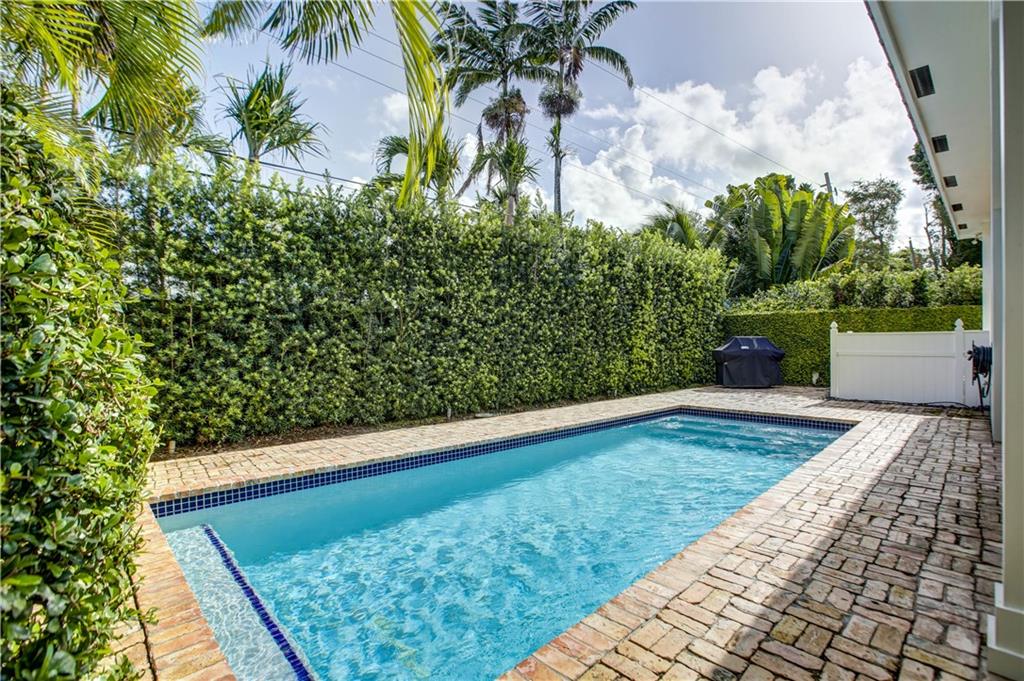 Rio Vista C J Hectors Res - Residential