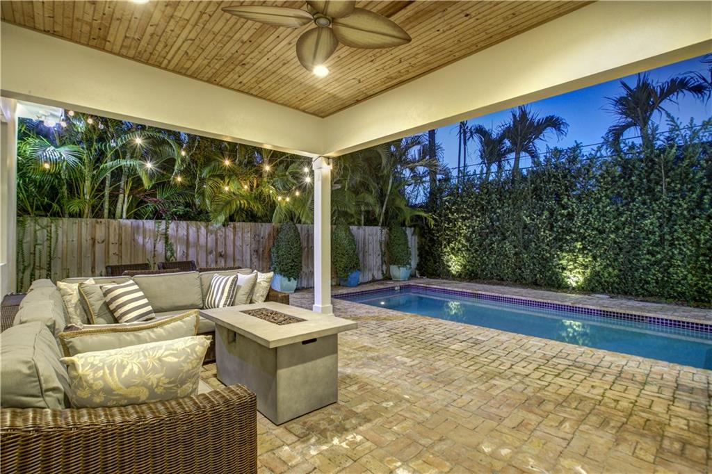 Rio Vista C J Hectors Res - Residential