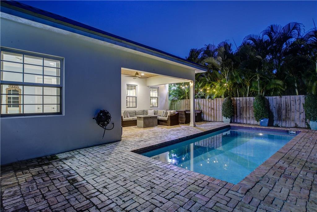 Rio Vista C J Hectors Res - Residential
