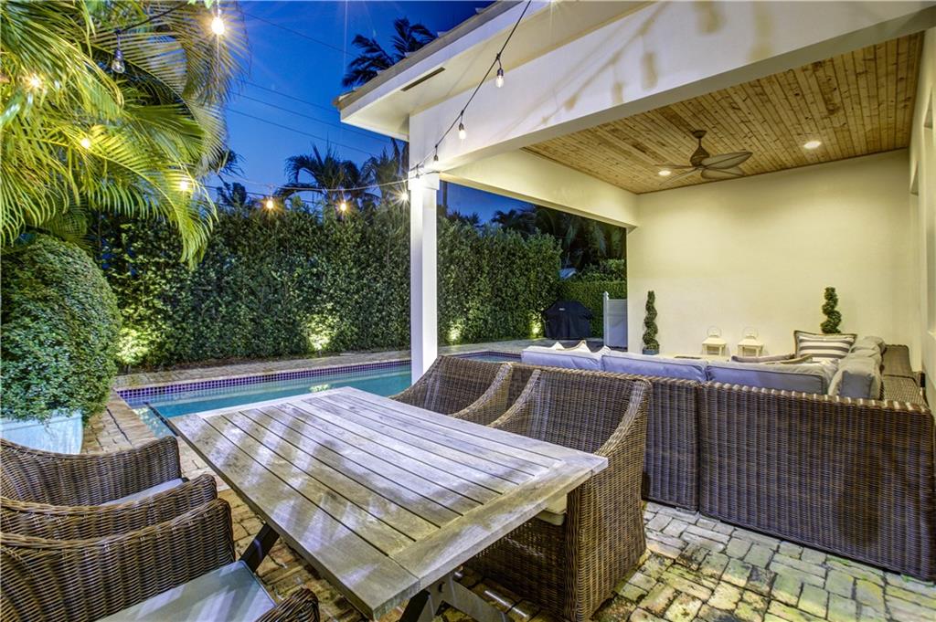 Rio Vista C J Hectors Res - Residential
