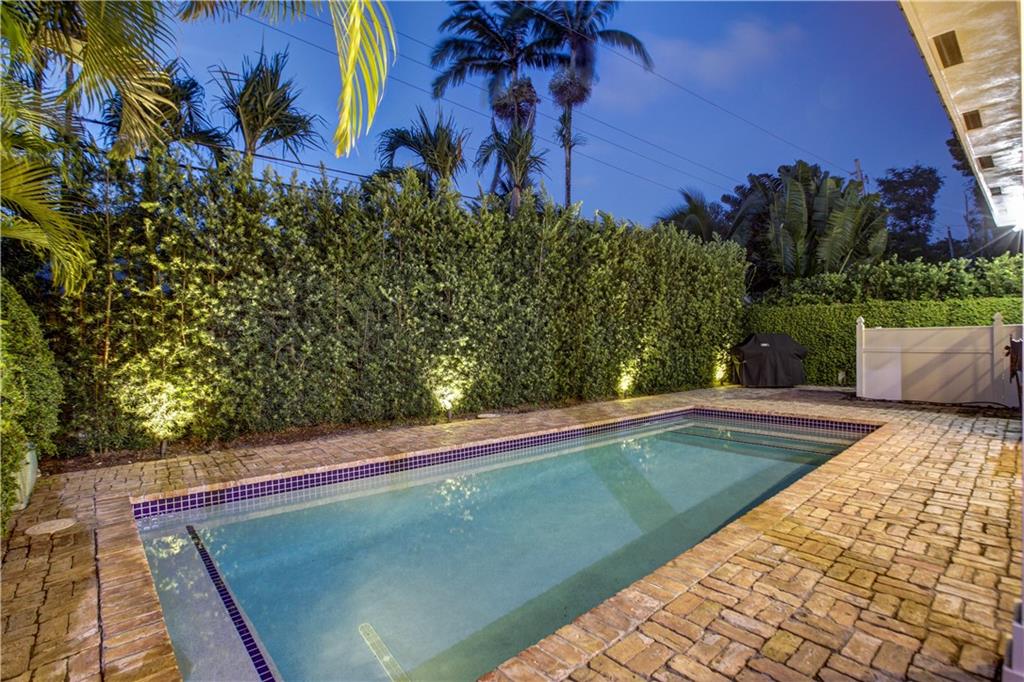 Rio Vista C J Hectors Res - Residential