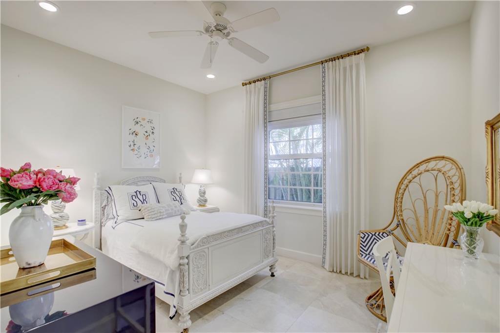 Rio Vista C J Hectors Res - Residential