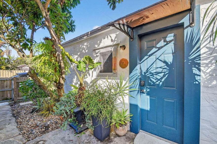 Fully furnished/Turnkey mission style studio cottage just four blocks walking distance to shops and restaurants and just a little over 1 mile to the beach currently available from Jan-Apr. This studio is separated from the main 3-2 house (also available for rent) by a 6 ft. privacy fence with a gate.  
The private fenced outdoor space is great for relaxing or dining and of course a safe place for you and your pet.  There is one off street parking space available or you can park directly in front of the cottage on the street.  This is a great space with a full kitchen for you to enjoy a winter retreat just steps from the downtown entertainment district, Bryant Park and the beaches. Main house is a 3 bedroom 2 bath. Mother-in-law or guest studio is adjacent to the main house connected by a gate in the backyard of the main. The main house has a large completely fenced backyard and the guest house has a separate fenced in backyard. The house and guest cottage can be rented together as a 4 bedroom 3 bathroom or separately. Rented together for the months of Jan - April for $8,450/MO. Separately the 3 bed 2 bath house for $5,950/MO and the studio cottage for $2,500/MO. The house and cottage have 1 off street parking space available each but there is also plenty of street parking adjacent to the property.
Both spaces are fully furnished and turnkey - Utilities and internet are included. 60 day minimum stay required and multiple month discount (3-4 months) will be considered.