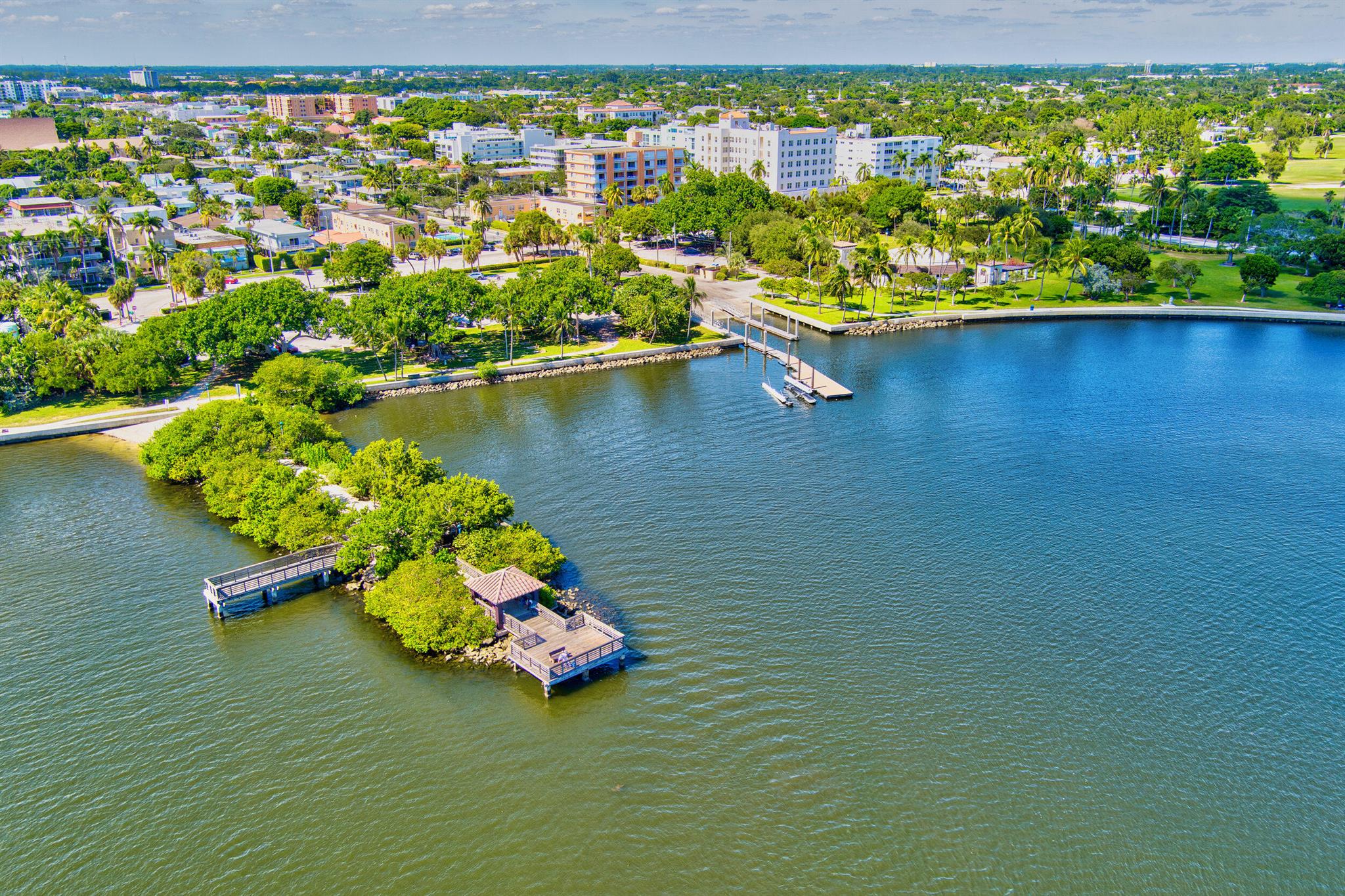 LAKE WORTH TOWN OF - Residential Lease