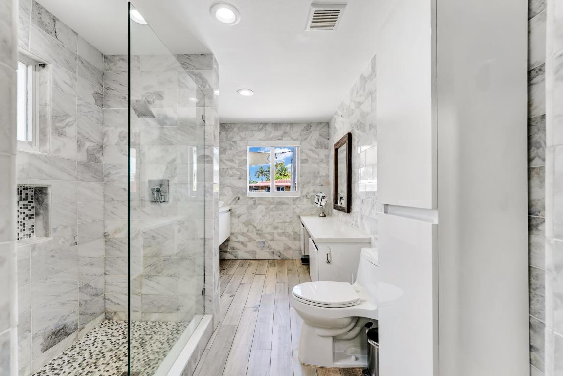 POMPANO ISLES - Residential Lease