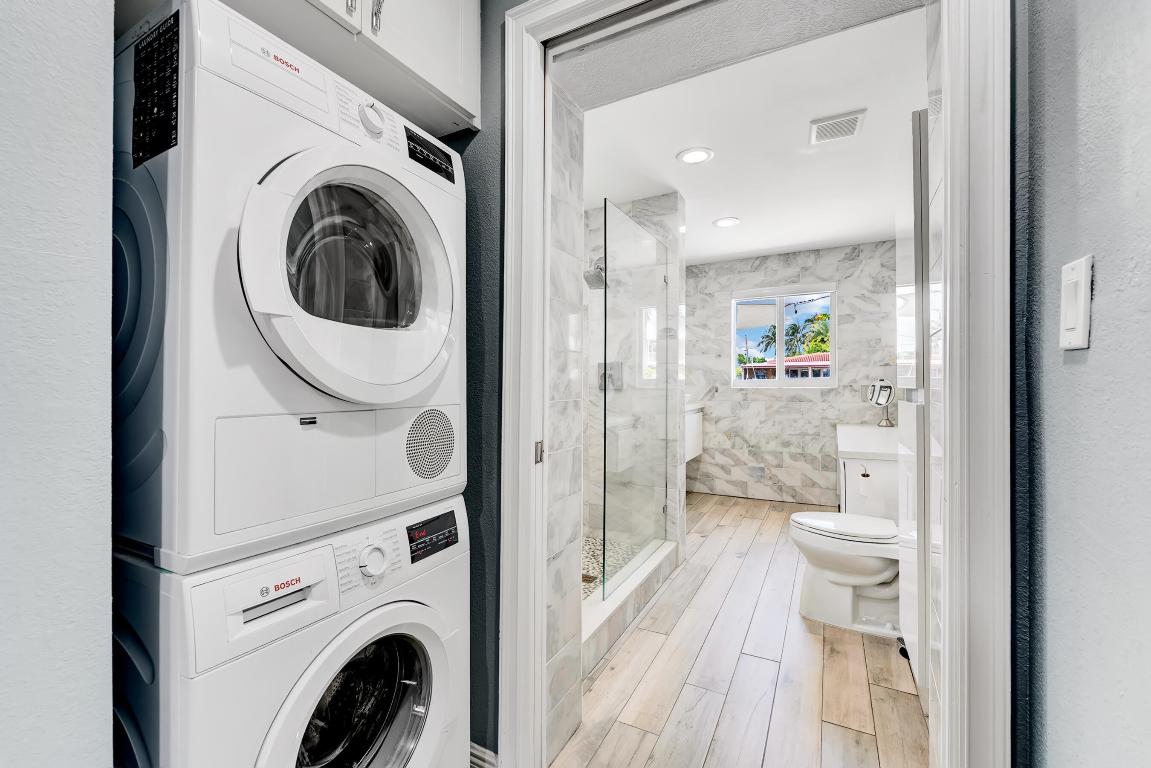 POMPANO ISLES - Residential Lease