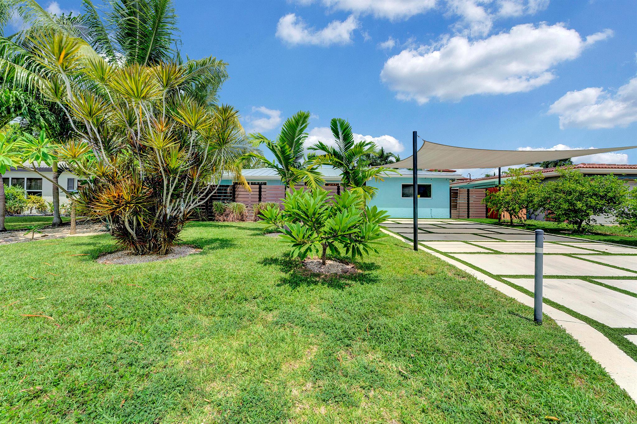 POMPANO ISLES - Residential Lease