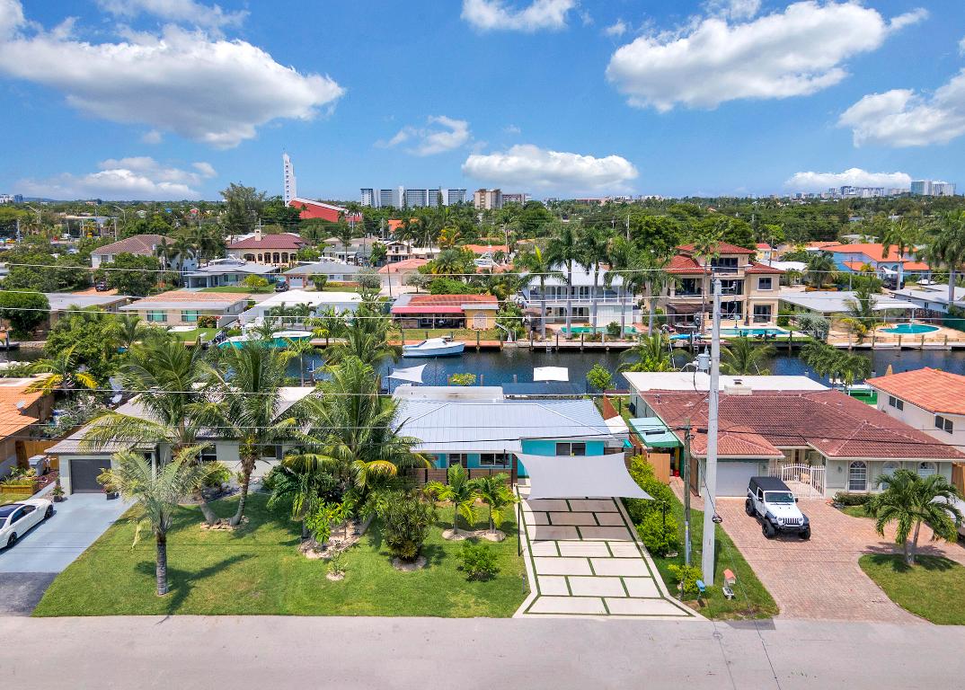 POMPANO ISLES - Residential Lease