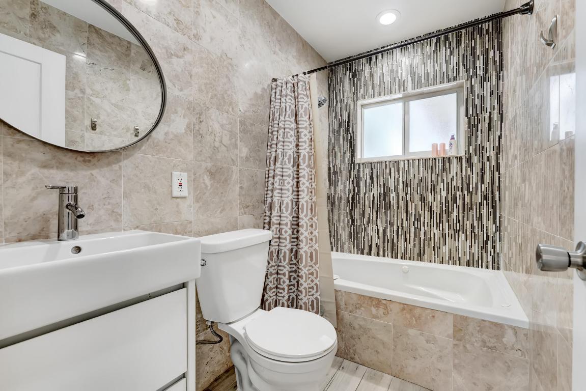 POMPANO ISLES - Residential Lease