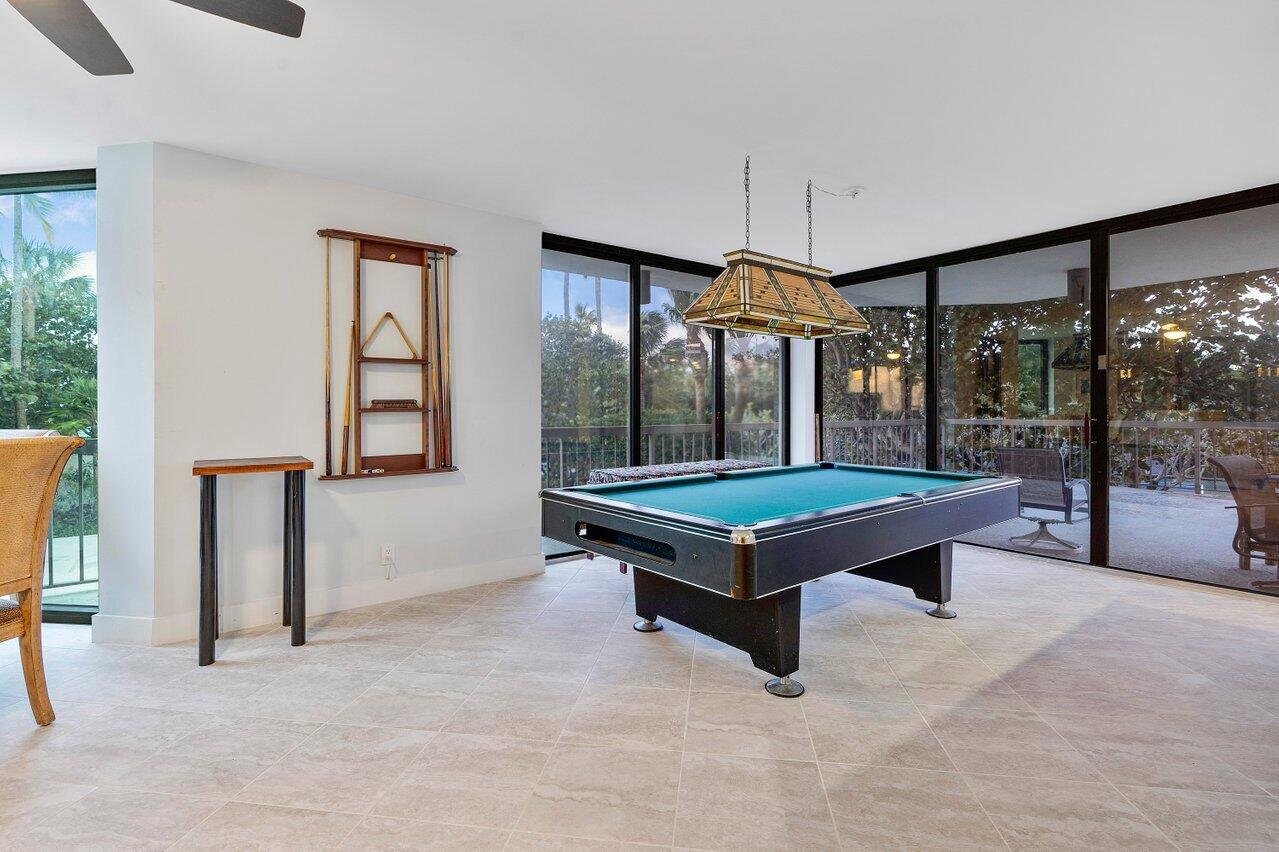 OCEAN CLUB CONDO - Residential Lease