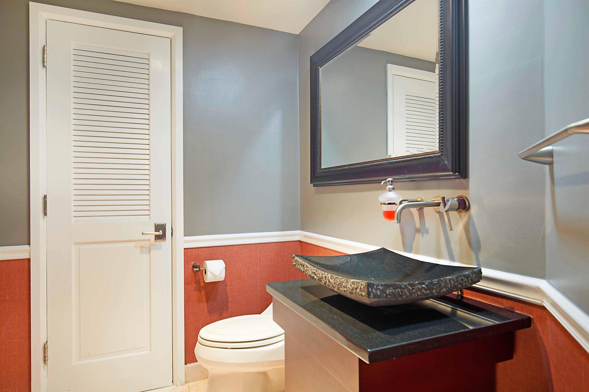 OCEAN CLUB CONDO - Residential Lease
