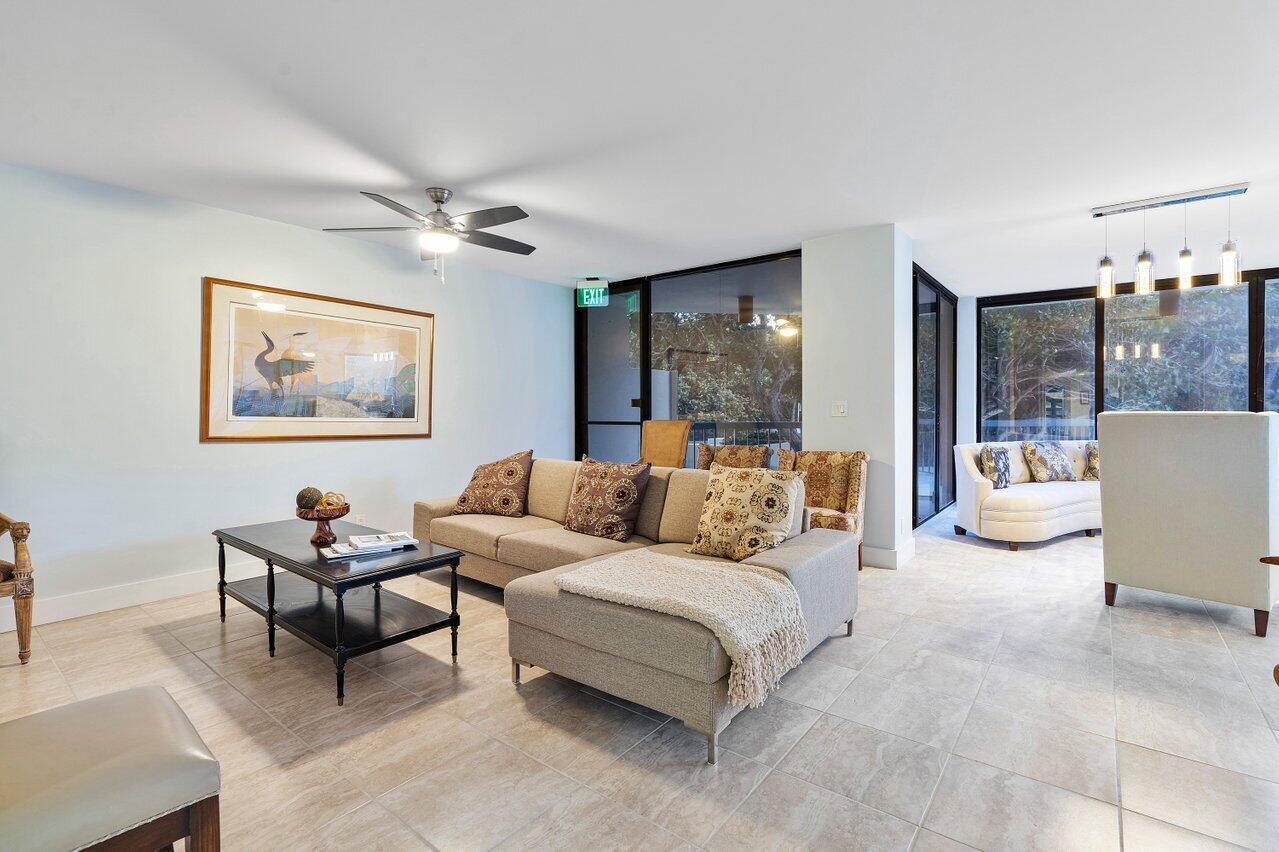 OCEAN CLUB CONDO - Residential Lease