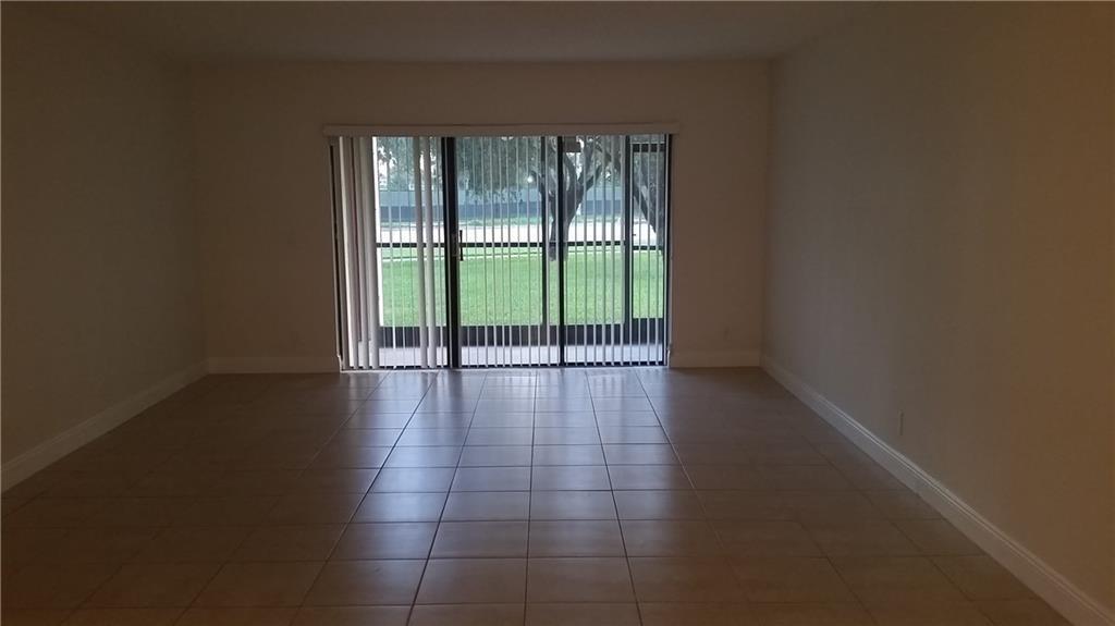 GARDENS AT BONAVENTURE - Residential Lease