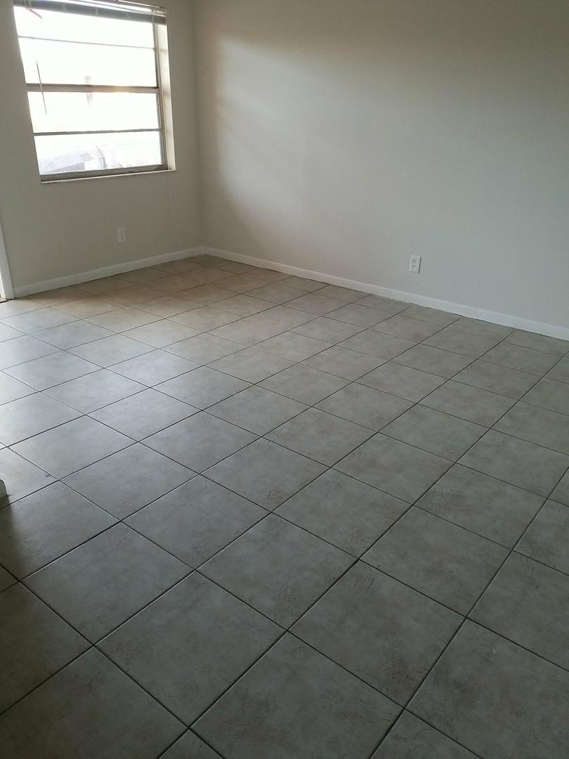 HAPPY LANE BOYNTON - Residential Lease