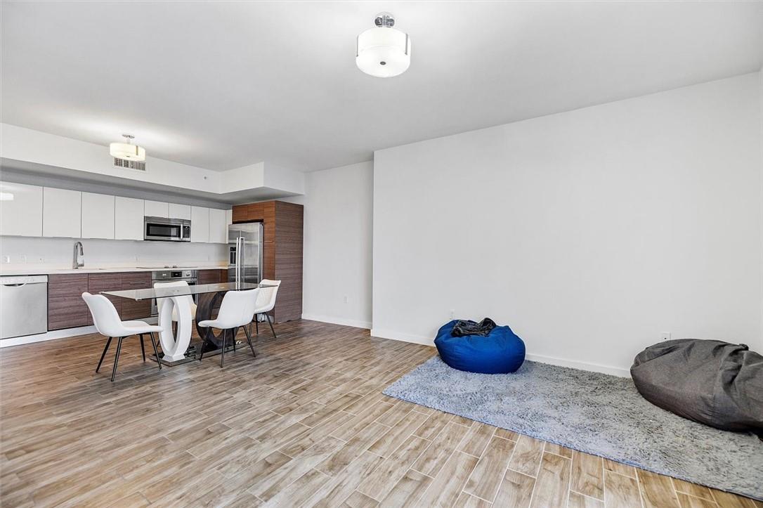 BRICKELL TEN - Residential