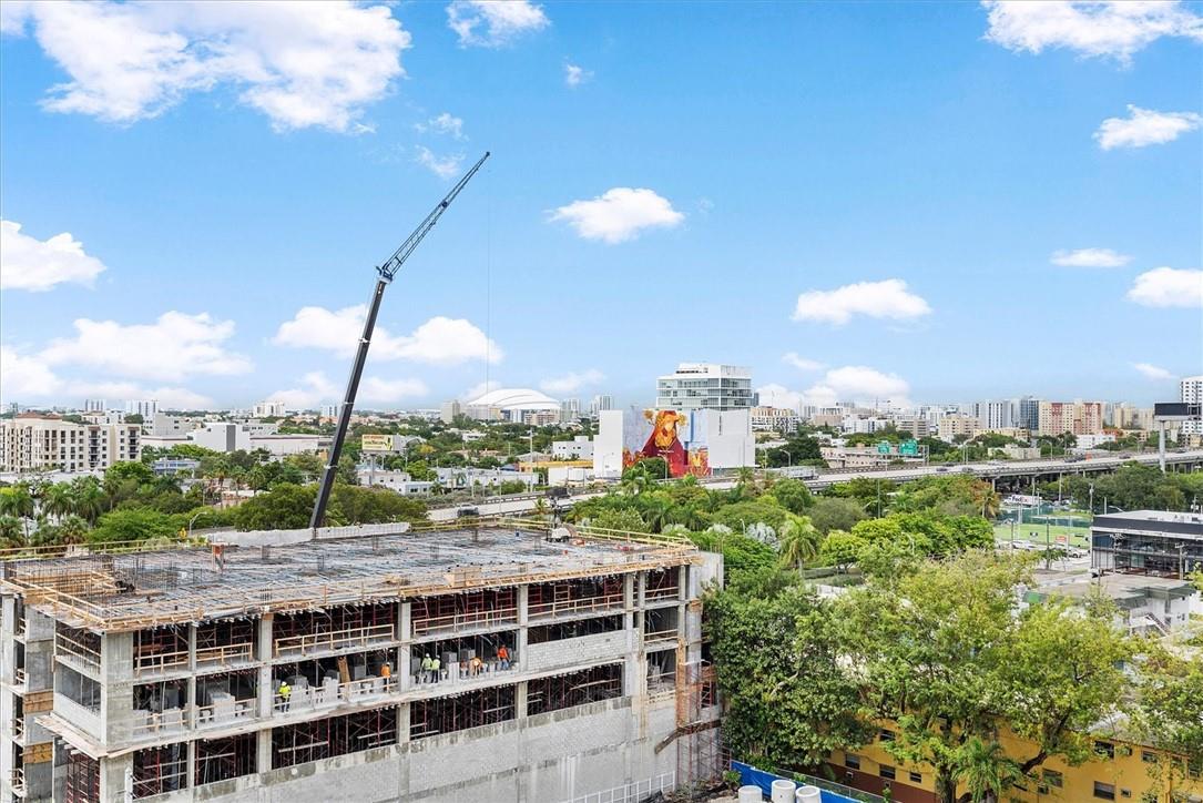BRICKELL TEN - Residential
