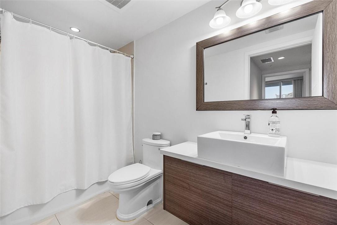 BRICKELL TEN - Residential