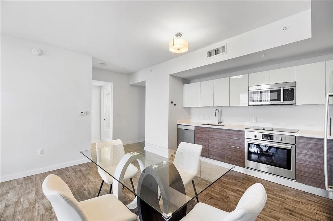 BRICKELL TEN - Residential