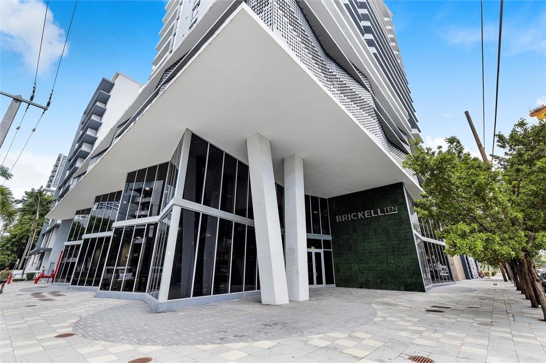 BRICKELL TEN - Residential