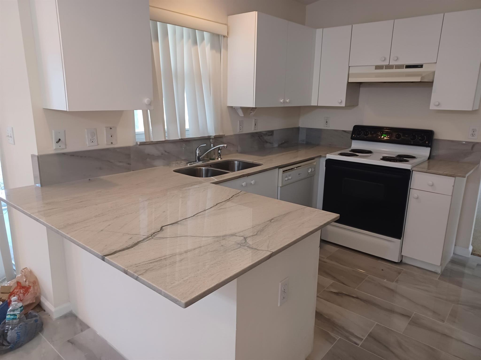 PORT ST LUCIE SEC 43 - Residential Lease