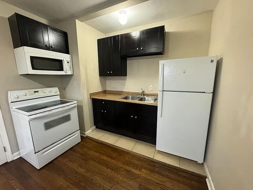 Photo of 509 6th Avenue N #3b, Lake Worth Beach, FL 33460 (MLS # R11168417)