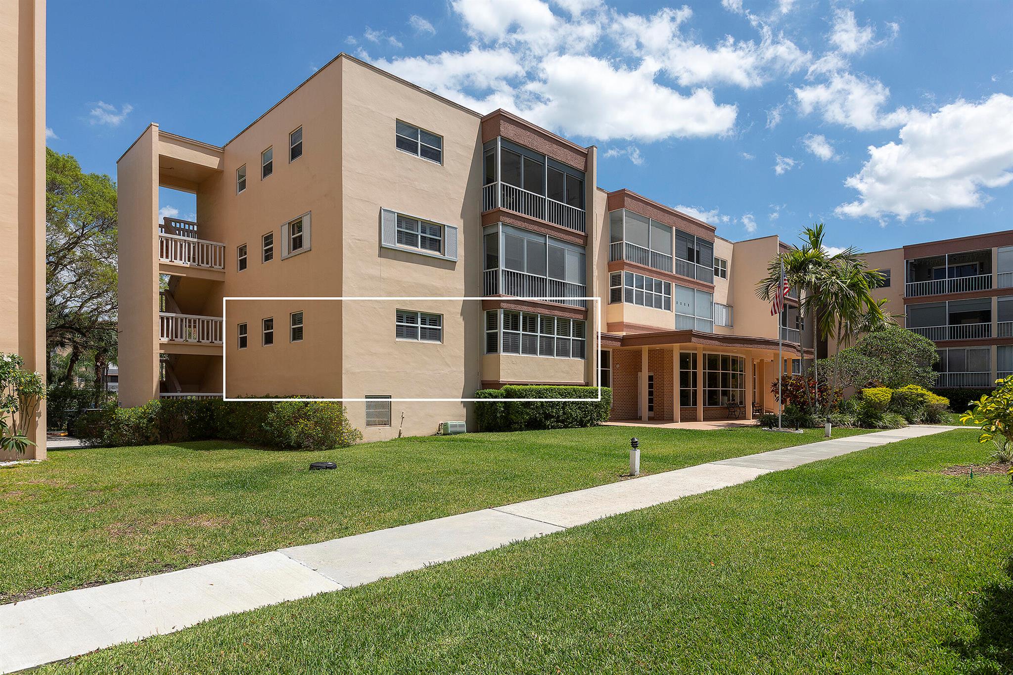 PLANTATION TERRACE - Residential