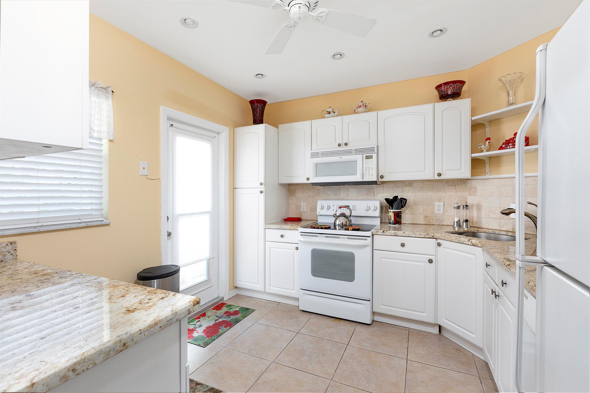 PLANTATION TERRACE - Residential