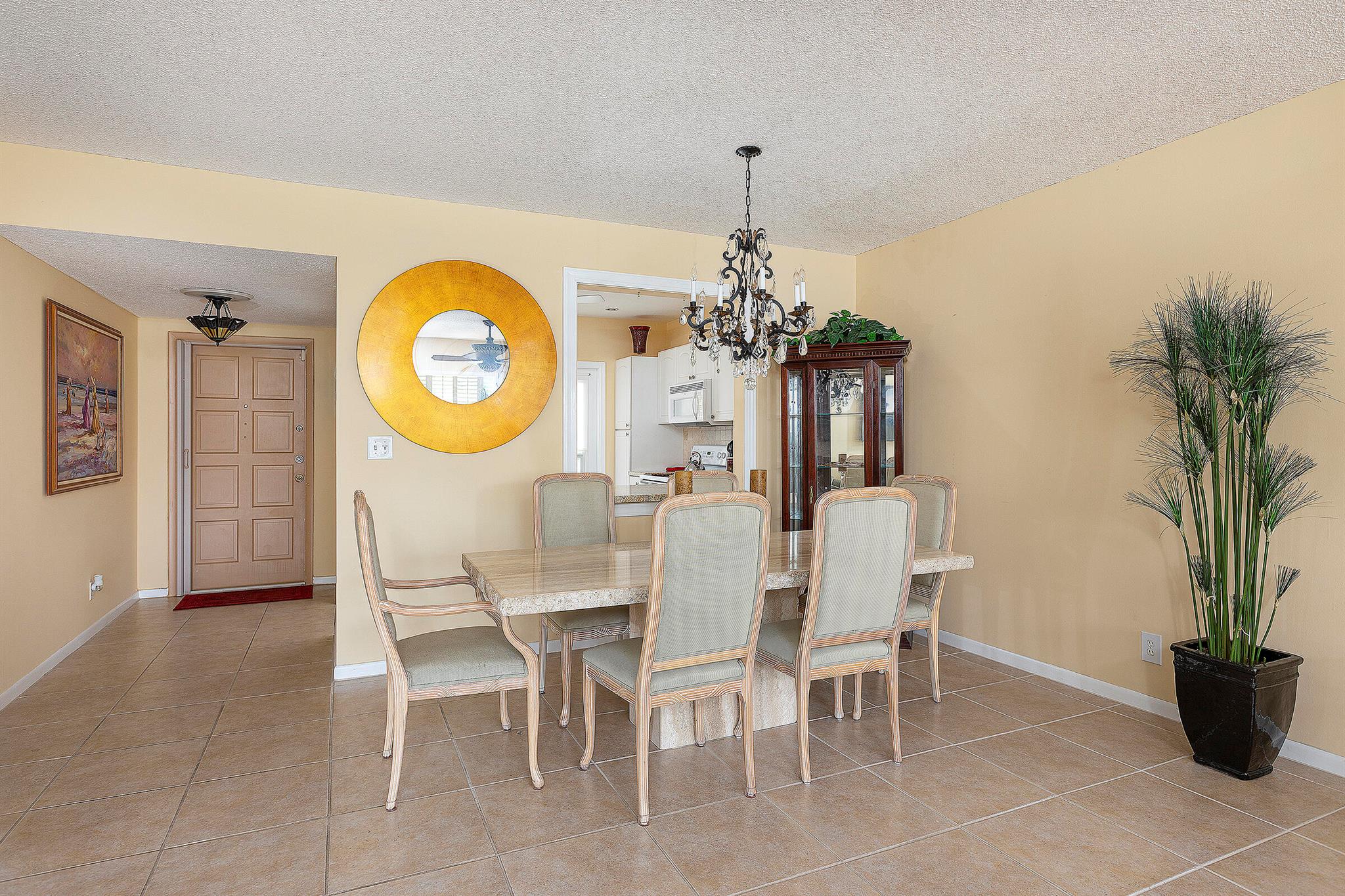 PLANTATION TERRACE - Residential