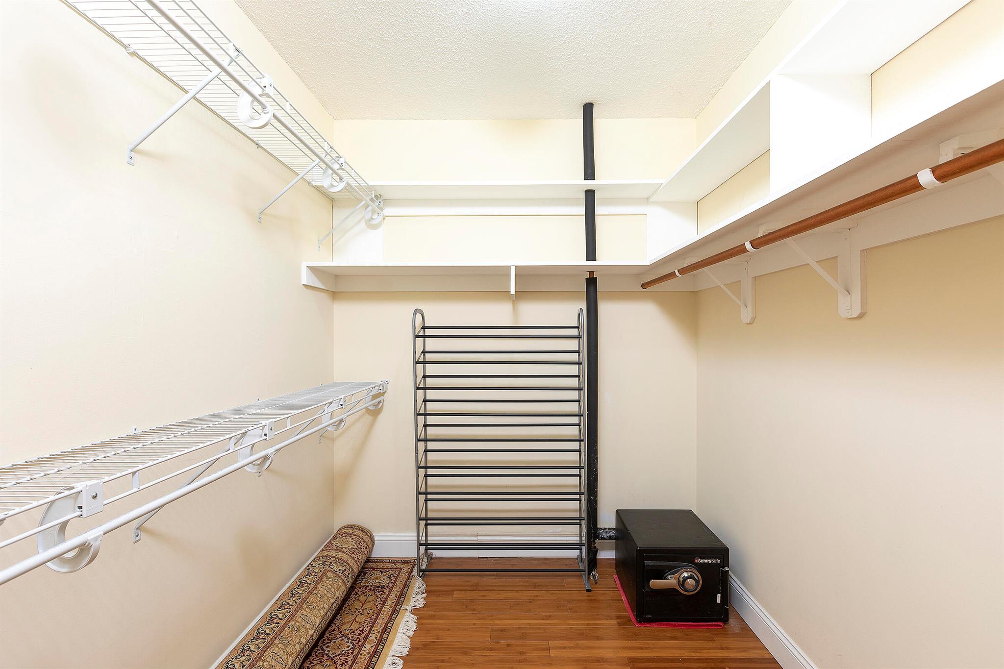 PLANTATION TERRACE - Residential