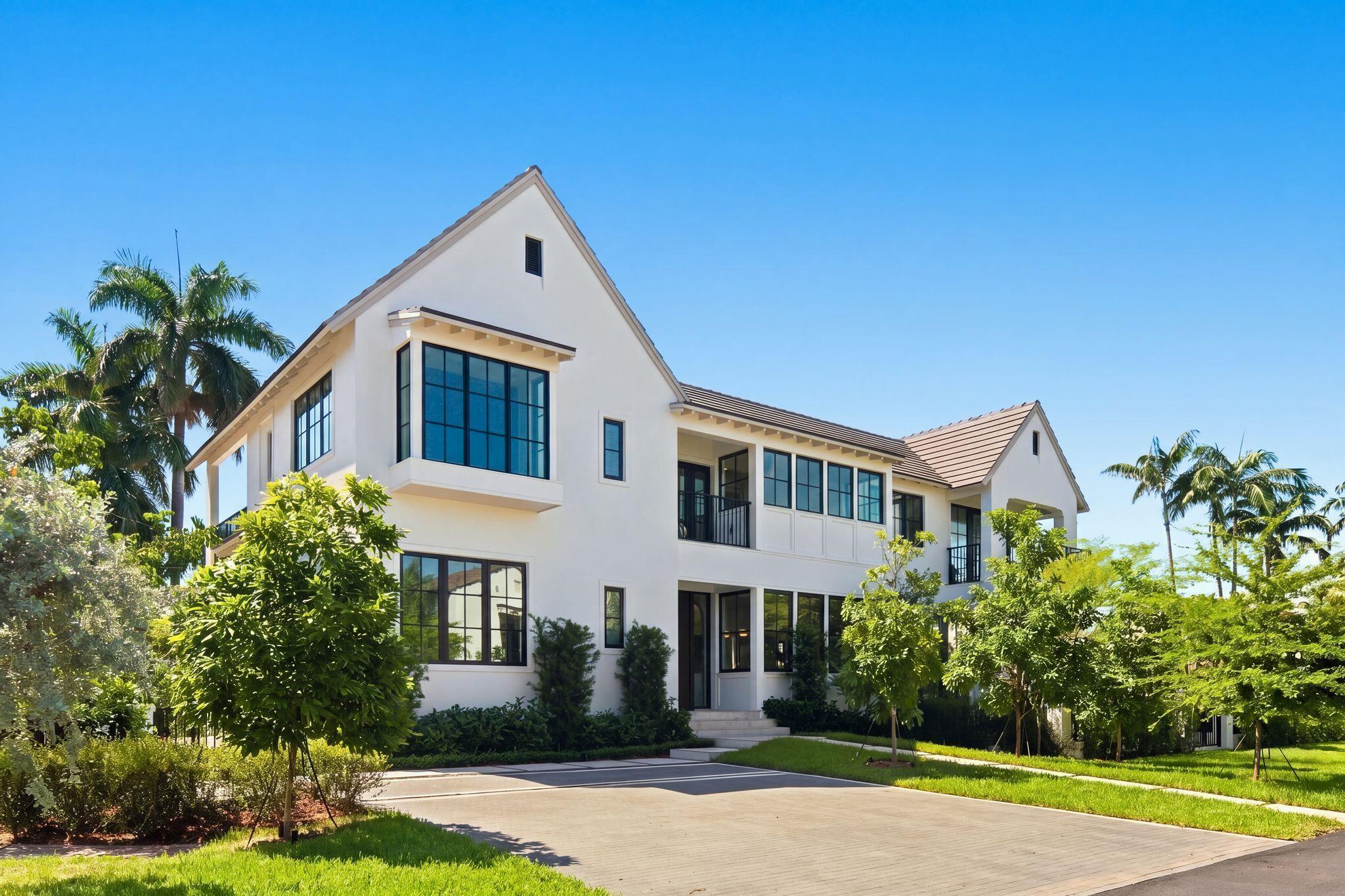 5262 LA GORCE Drive