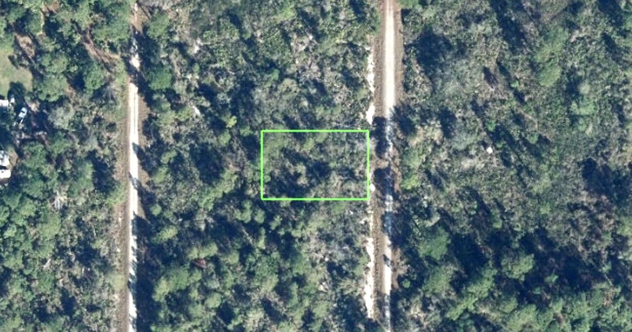 Vacant lot is situated just a few streets away from Jack Creek. Closely located to the Lake Whales Wildlife Refuge.