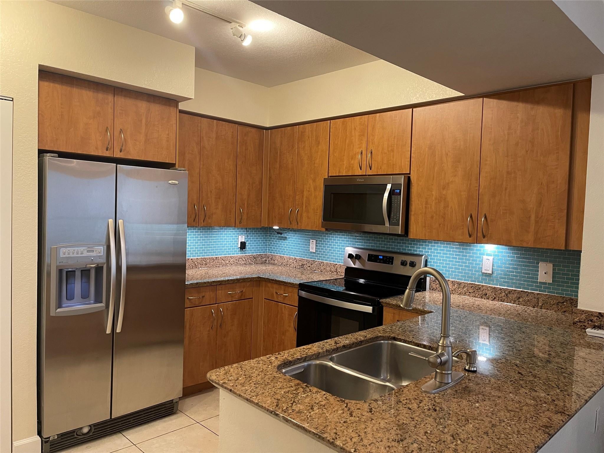 1830 RADIUS Drive 720