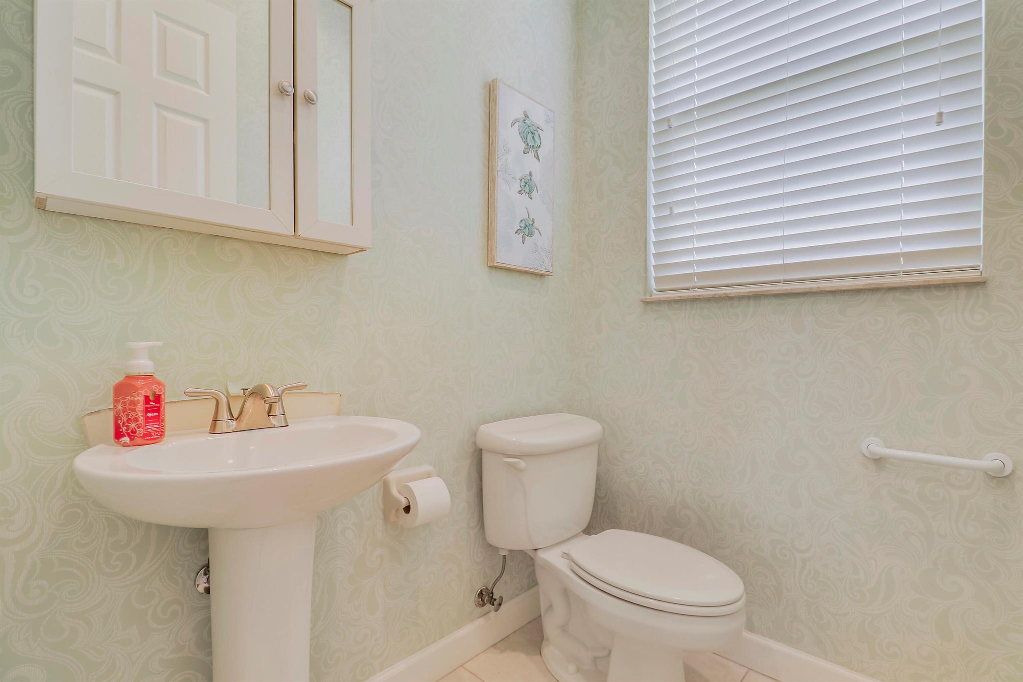 LAKES AT PGA VILLAGE - Residential Lease