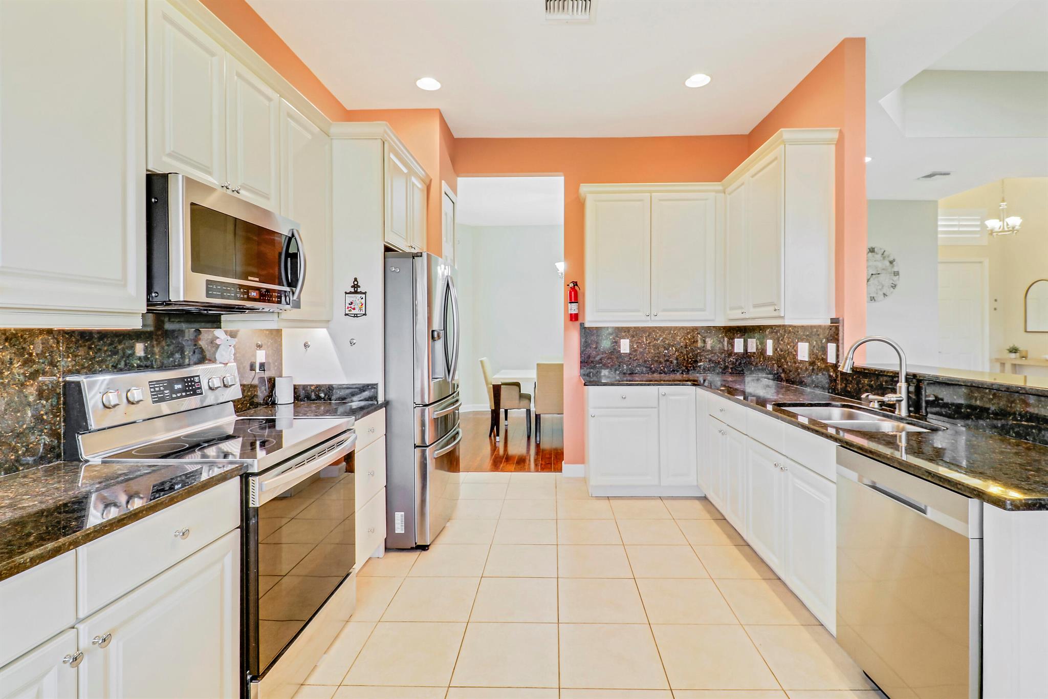 LAKES AT PGA VILLAGE - Residential Lease