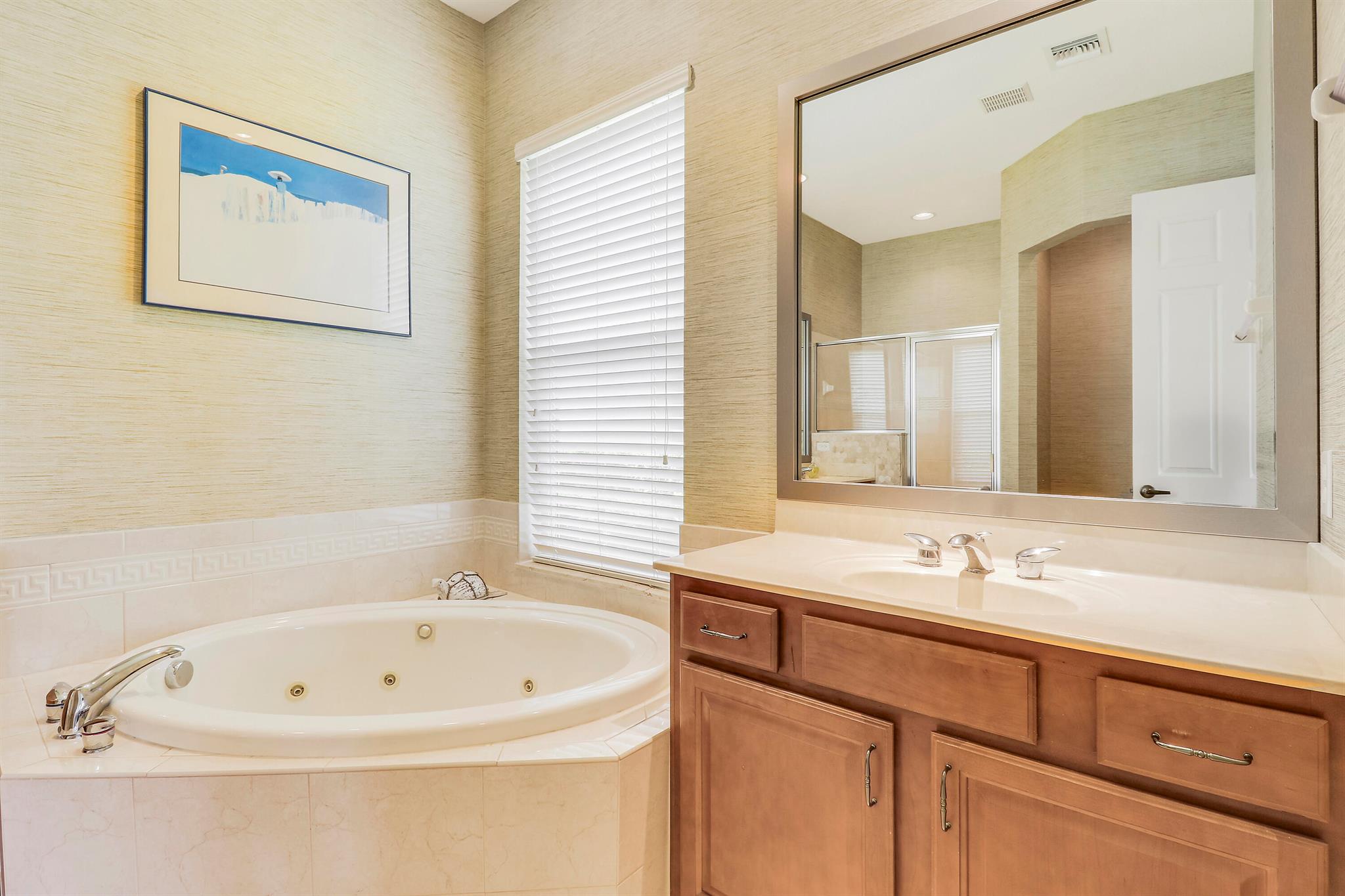 LAKES AT PGA VILLAGE - Residential Lease