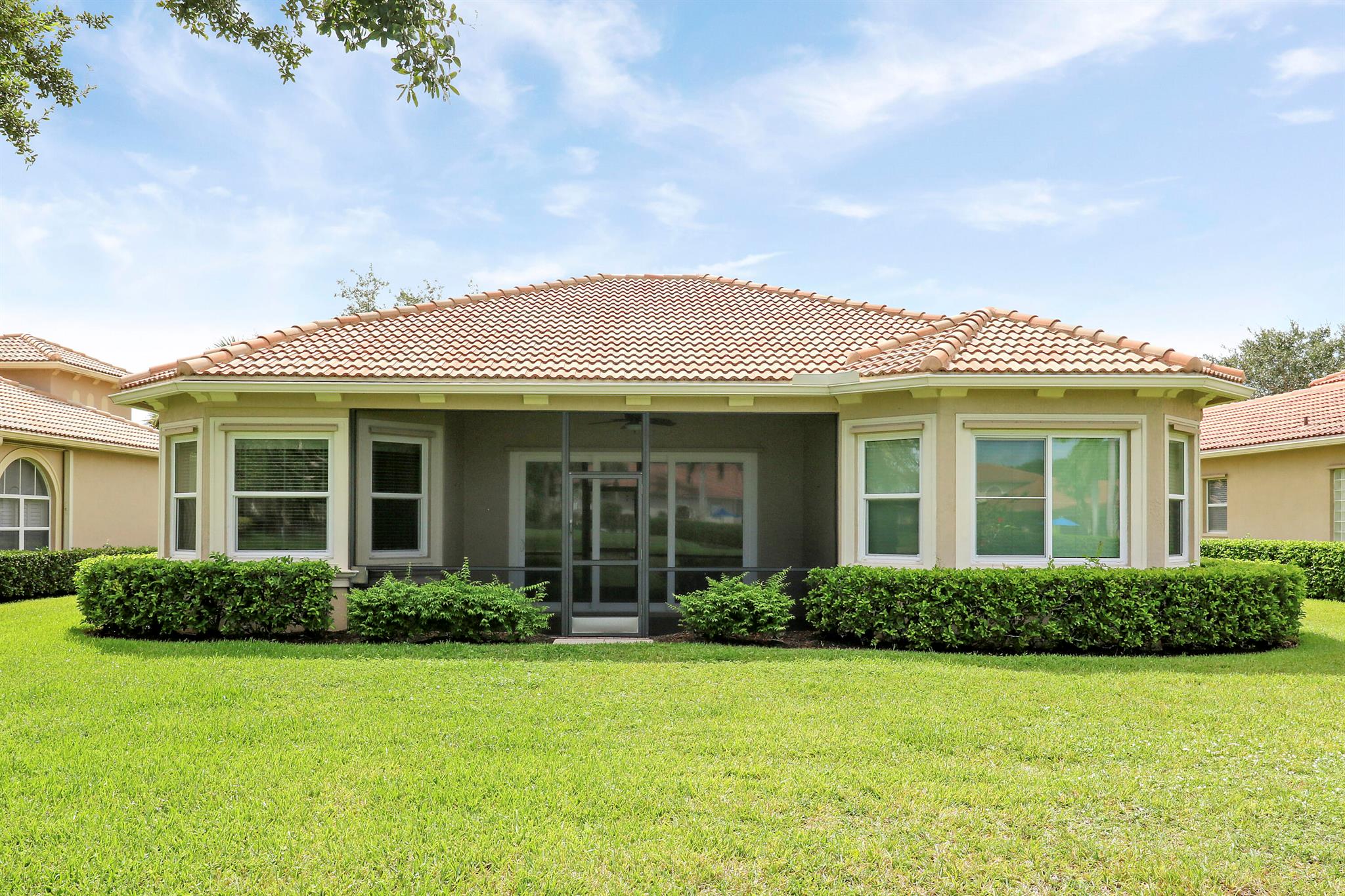 LAKES AT PGA VILLAGE - Residential Lease